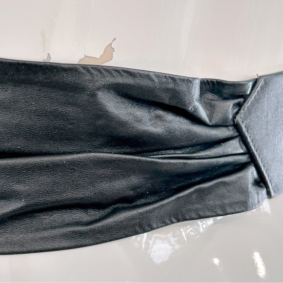Vintage Leather Wrap Belt - Picture 4 of 14